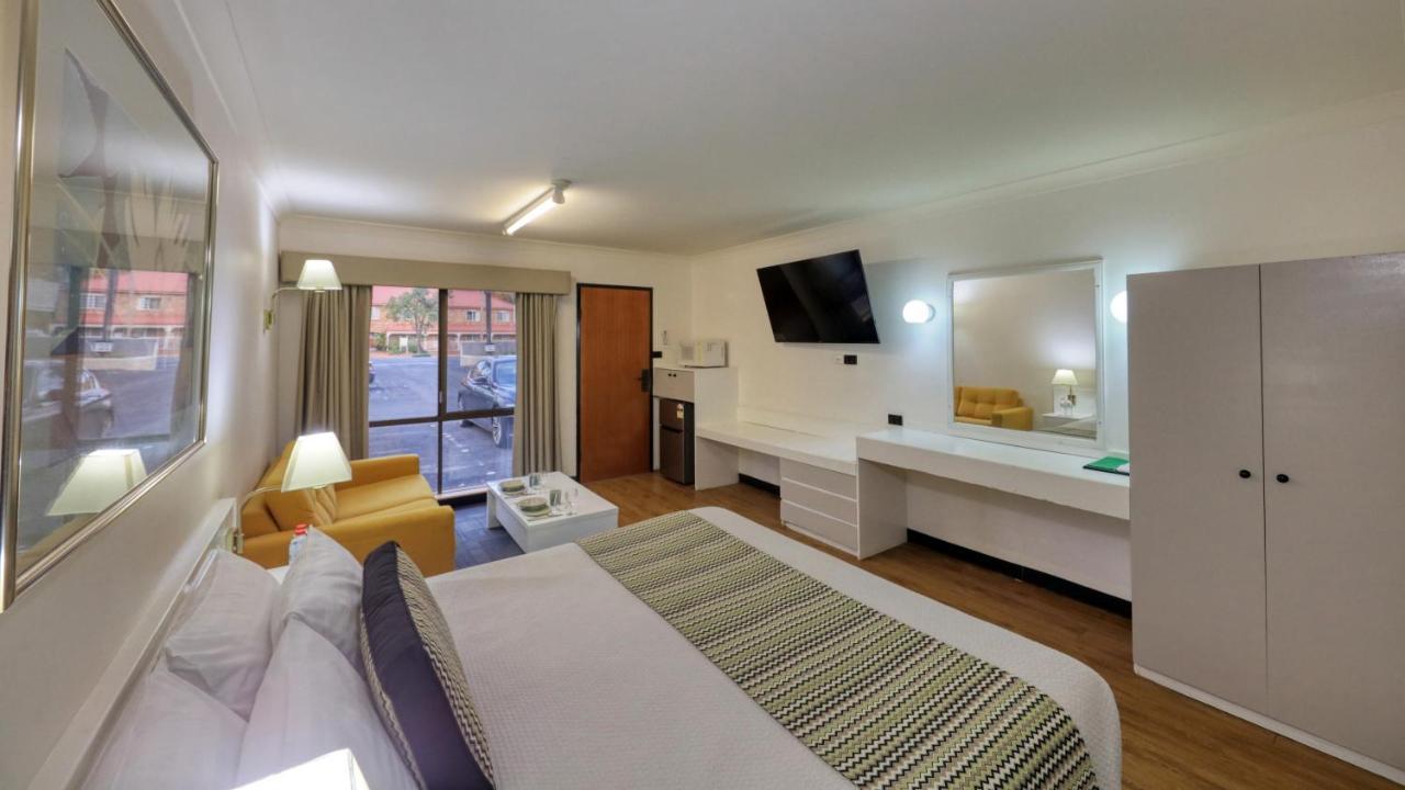 The Palms Dubbo Motell Exteriör bild